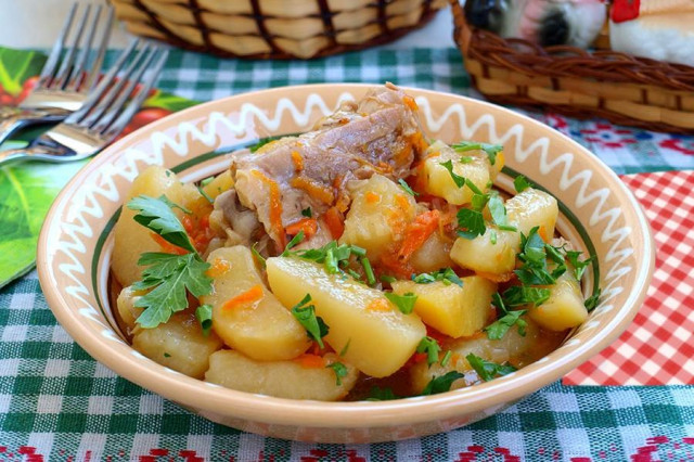 Roast chicken in a slow cooker