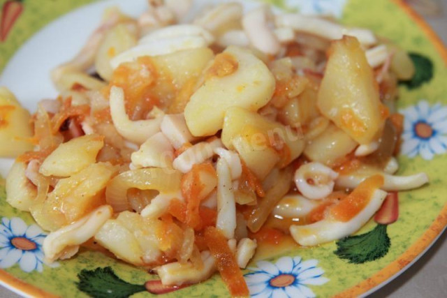 Potatoes with squid