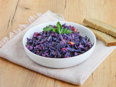 Stewed red cabbage