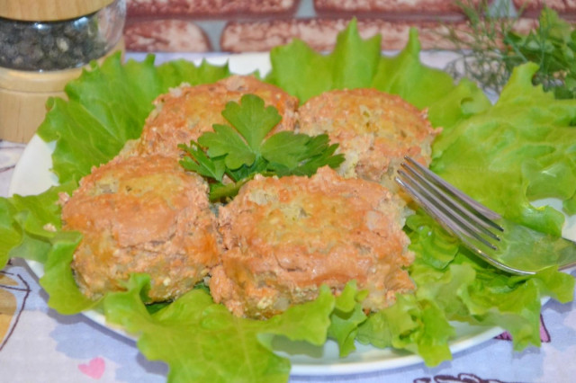 Classic meatballs in the oven with rice