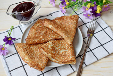 Lace pancakes on kefir