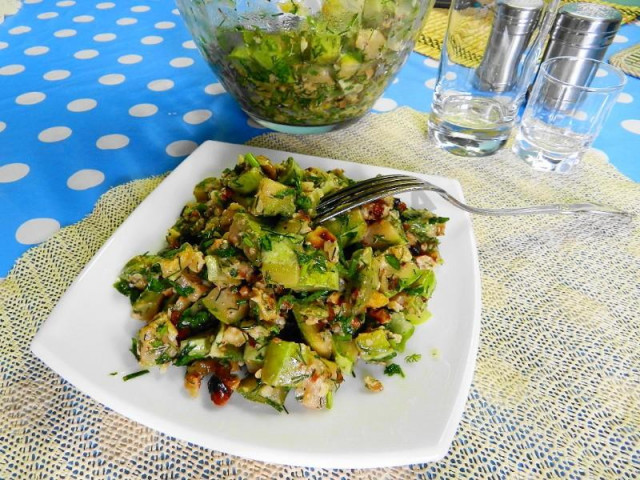 Georgian zucchini with walnuts