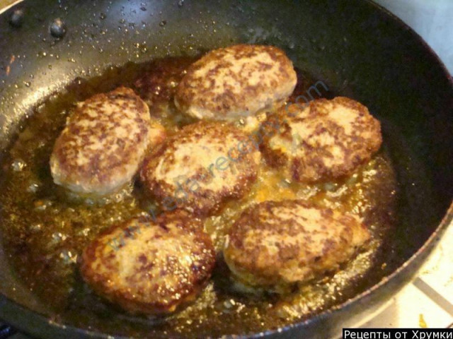 Boar meat cutlets