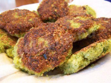 Pea cutlets with garlic and ginger