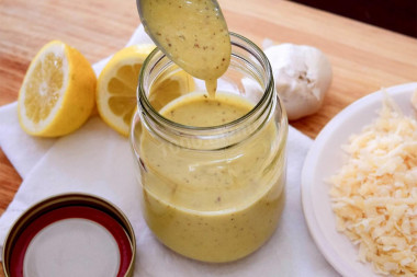 Caesar salad sauce without anchovies