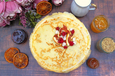 Pancakes on whipped whites with soda and vinegar