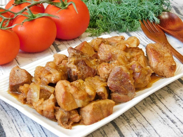 Pork with soy sauce in onion gravy