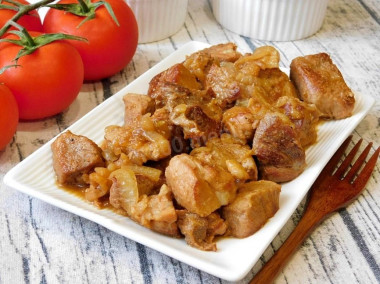 Pork with soy sauce in onion gravy