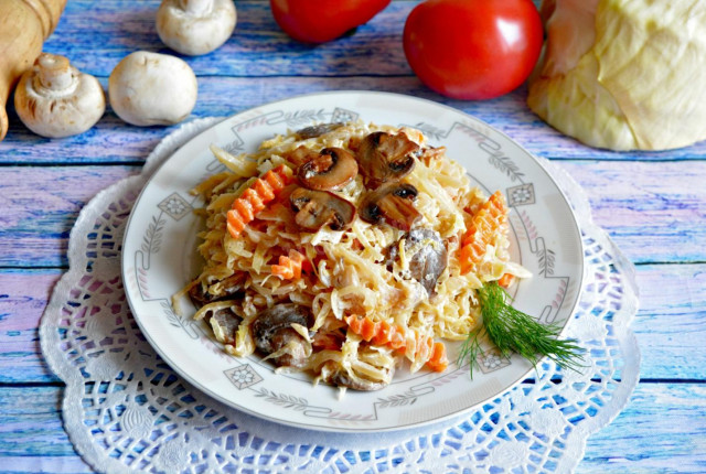 Stewed cabbage with mushrooms in the oven