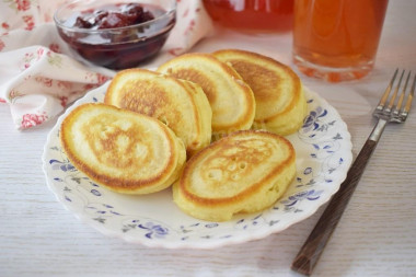 Fluffy sweet pancakes on kefir