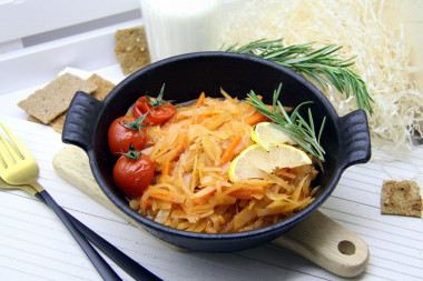 Stewed cabbage with carrots and onions