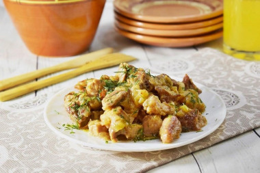 Pork in a frying pan with minimum ingredients