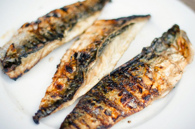 Grilled ice fish