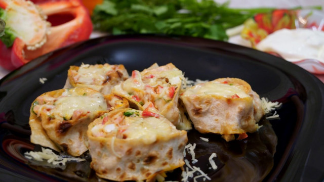 Quick mini pita bread pizza in a frying pan