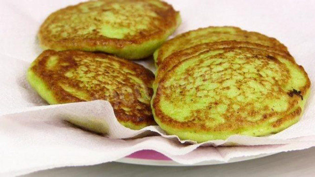 Zucchini pancakes with minced meat inside