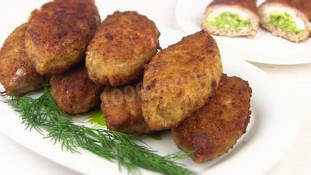 Chicken cutlets with egg and herbs