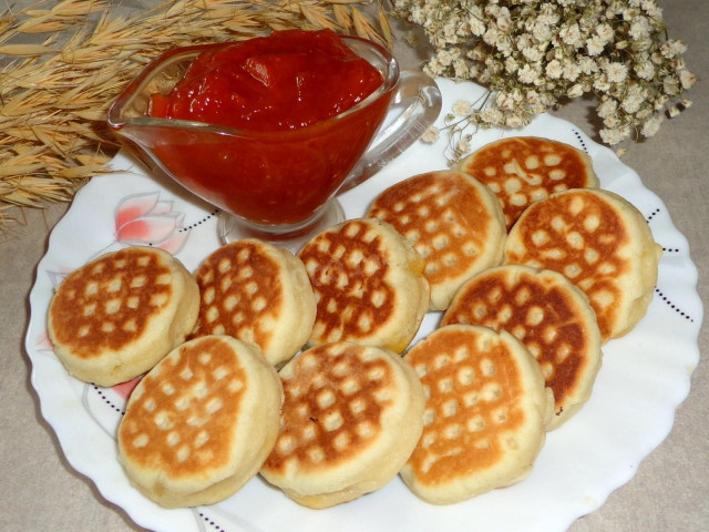 Sour cream cookies in a frying pan