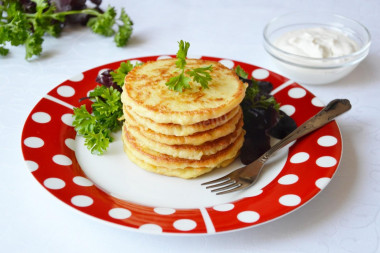 Potato pancakes made from raw potatoes