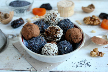 Sweets made from dried fruits and nuts with your own hands