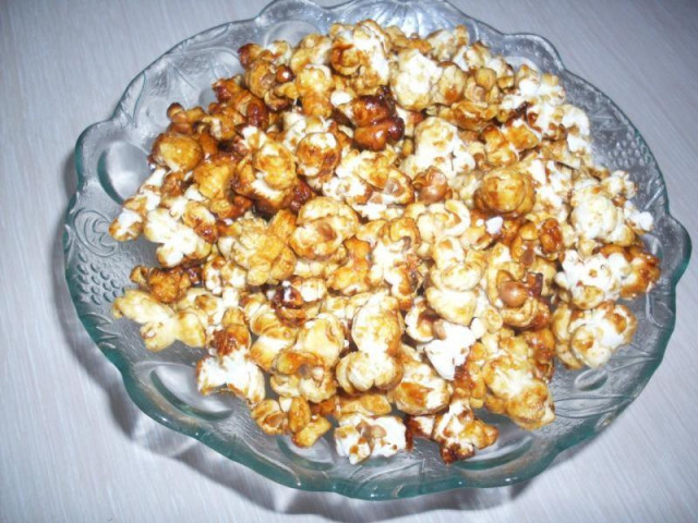 Caramel popcorn