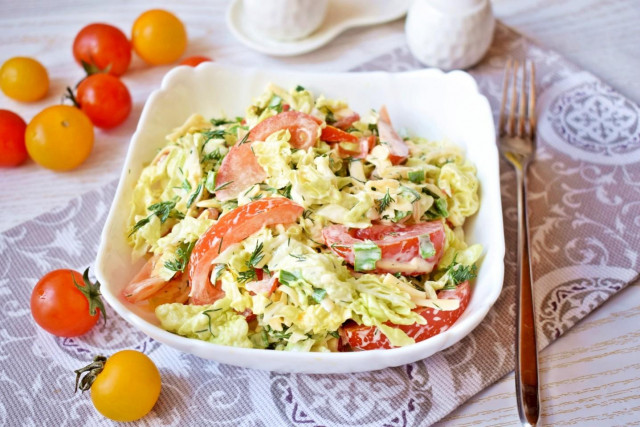 Peking cabbage tomato cheese salad