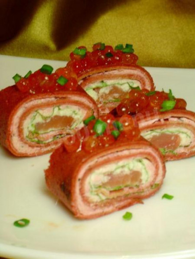 Red pancake rolls for the new year