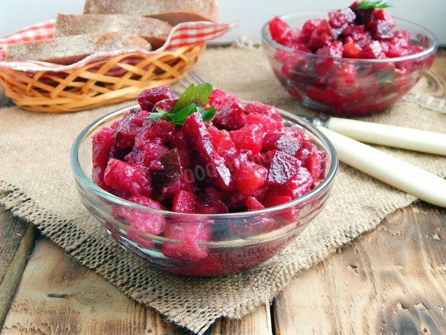 Salad of boiled vegetables without mayonnaise