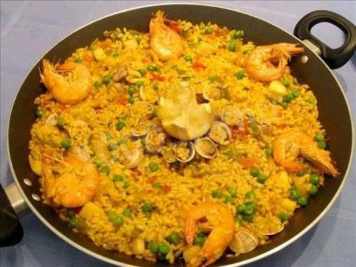 Spanish shrimp paella