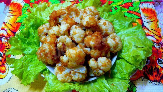 Cauliflower, fried in breadcrumbs