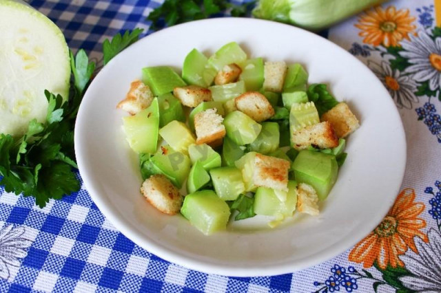 Boiled zucchini is fast and delicious