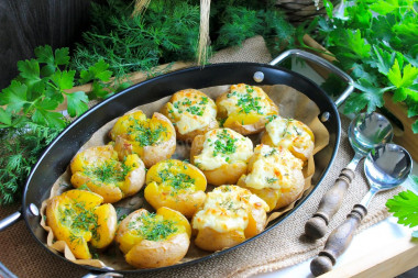 Boiled potatoes baked in the oven