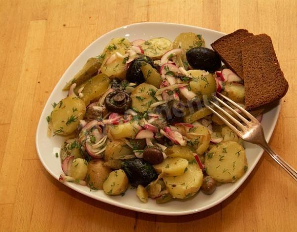 Fried mushrooms with potatoes