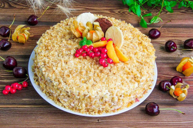 Cake made from ready-made sponge cakes with condensed milk