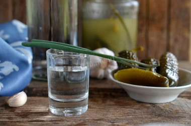 Moonshine made from sugar and yeast