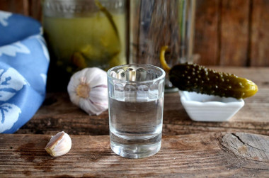 Moonshine made from sugar and yeast