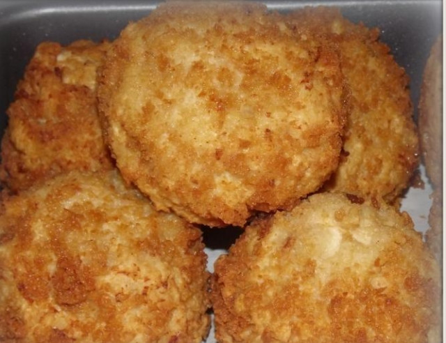 Tender chicken cutlets