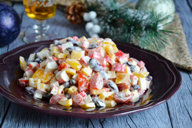 Salad with beans and crab sticks