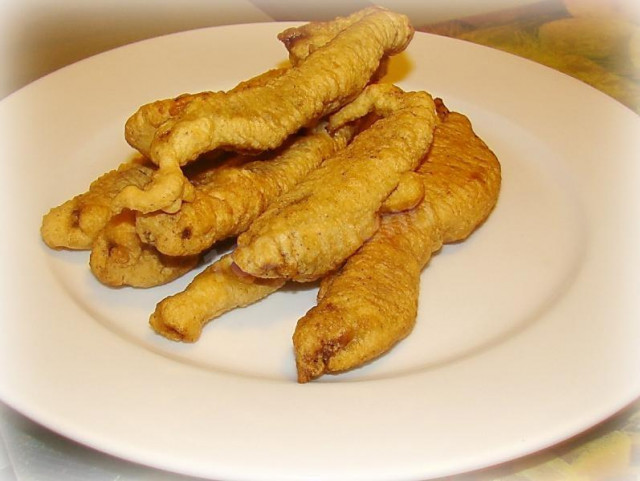 Chinese-style meat in sweet and sour sauce, fried in batter