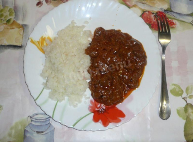 Pork liver goulash