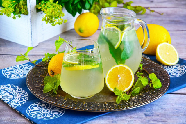 Lemonade drink made of lemons and mint