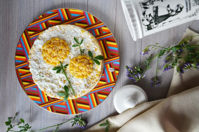 Dandelion salad with corn