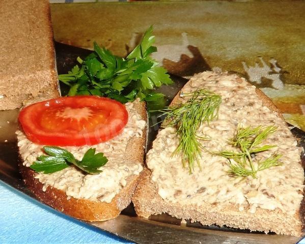 Delicious mushroom sandwiches