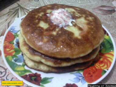 American pancakes on dry yeast with melted butter