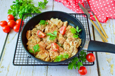 Pork stewed in mayonnaise