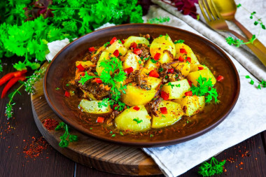 Stewed potatoes in a saucepan