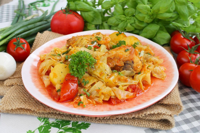 Stewed cabbage with potatoes and chicken