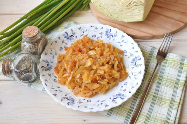 Stewed cabbage in a pressure cooker