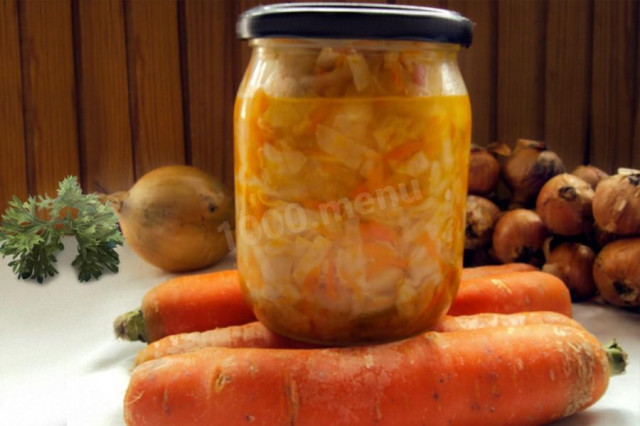 Cabbage stewed for winter