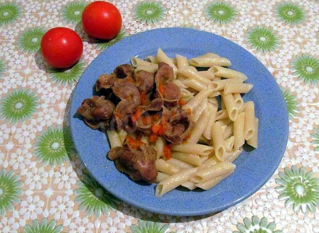 Chicken stomachs stewed with Maggi onions and carrots