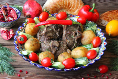 Cauldron kebab with Uzbek lamb potatoes